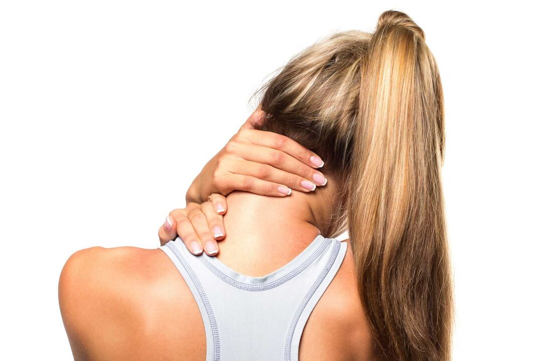 Osteokondroz nedeniyle boyun ağrısı
